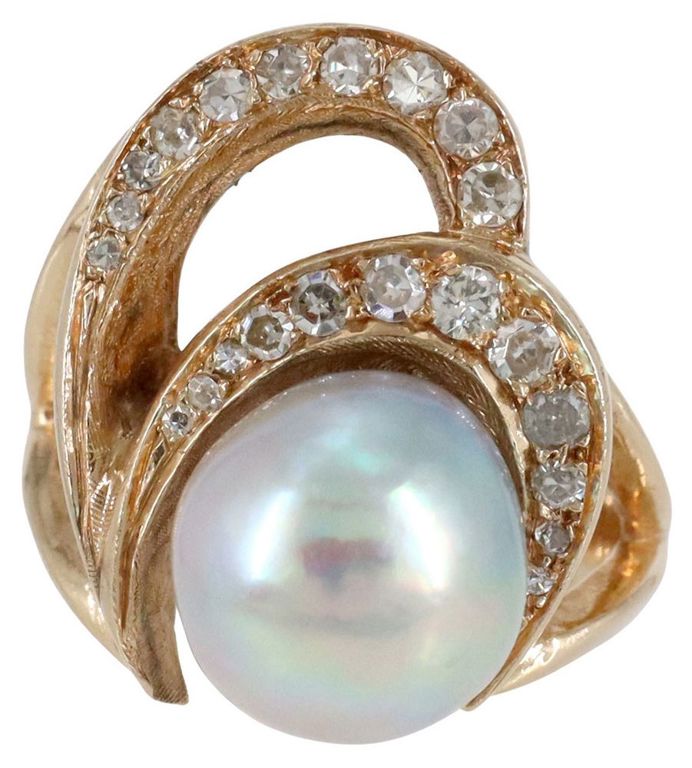 Estate 14kt Yellow Gold Pearl & Diamond Ring
