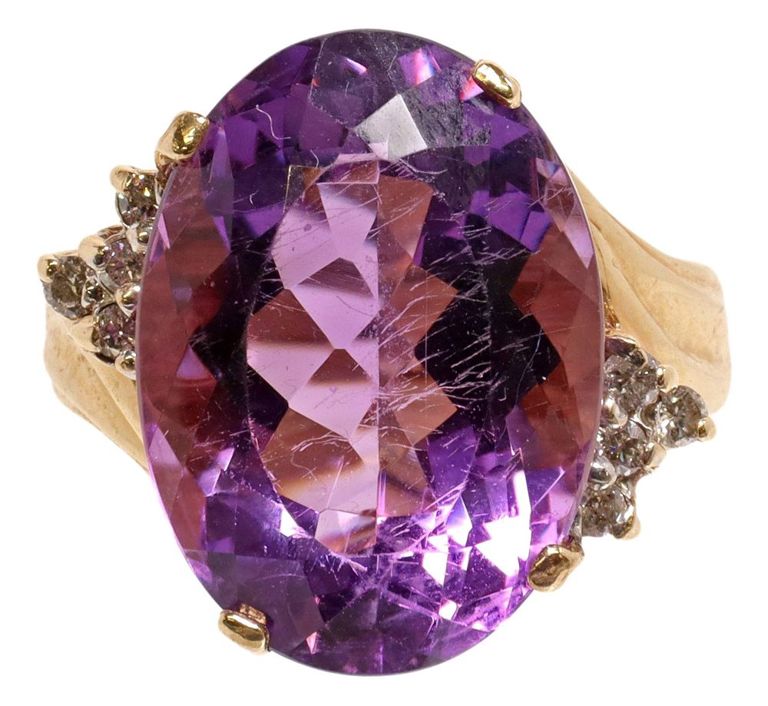 Estate 10kt Gold, Amethyst & Diamond Ring