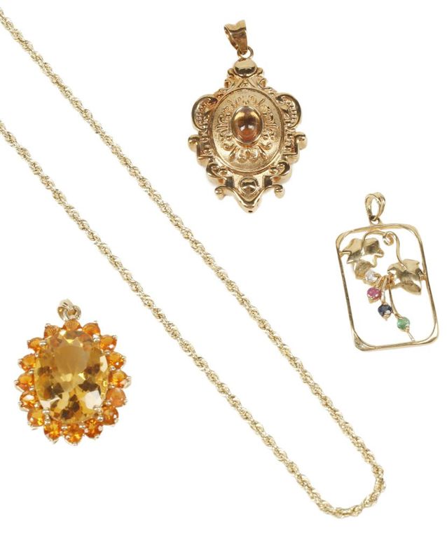 Estate yellow gold pendants and chain