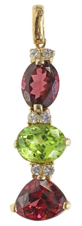 Estate 18k yellow gold pendant