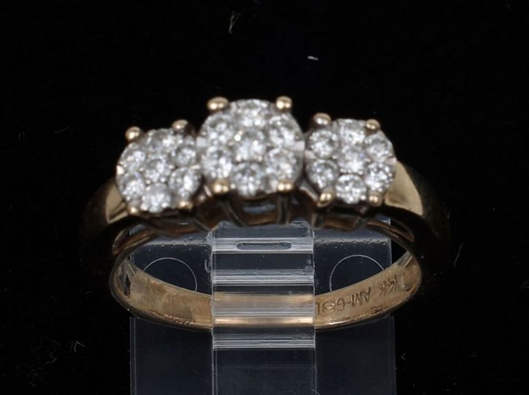 14k yellow gold past, present, future cluster ring