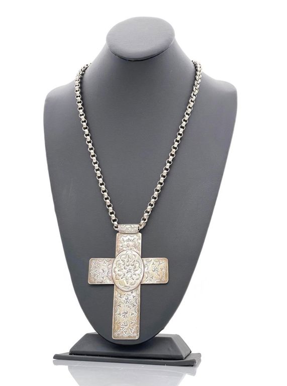 N Root southwestern sterling silver cross pendant necklace