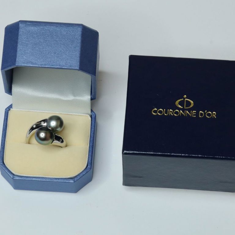 900 platinum pearl and diamond ring