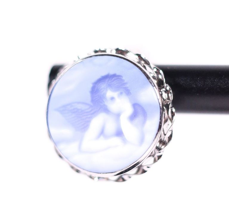 Vintage 18k white gold cameo earrings