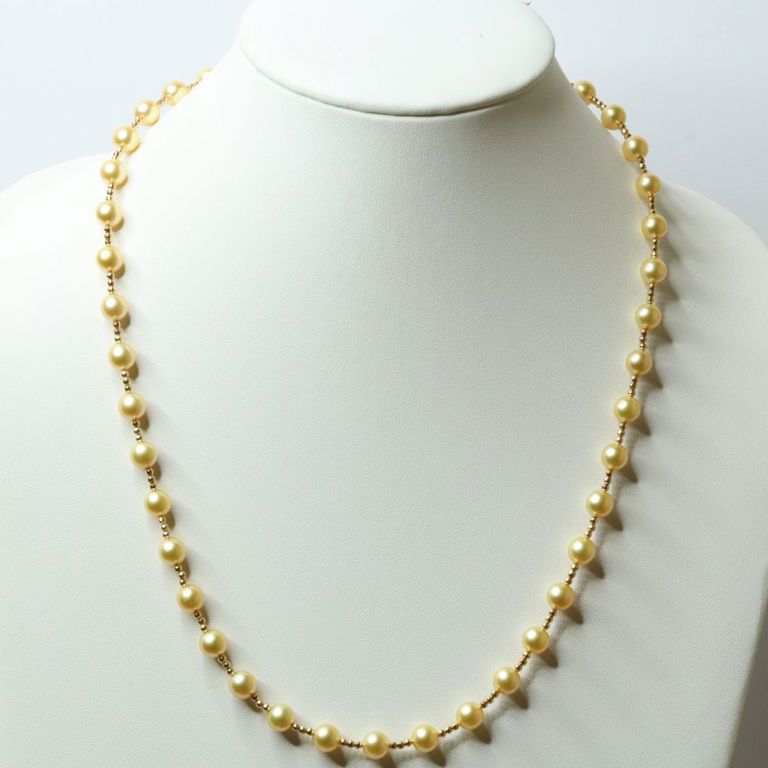 18k yellow gold pearl necklace