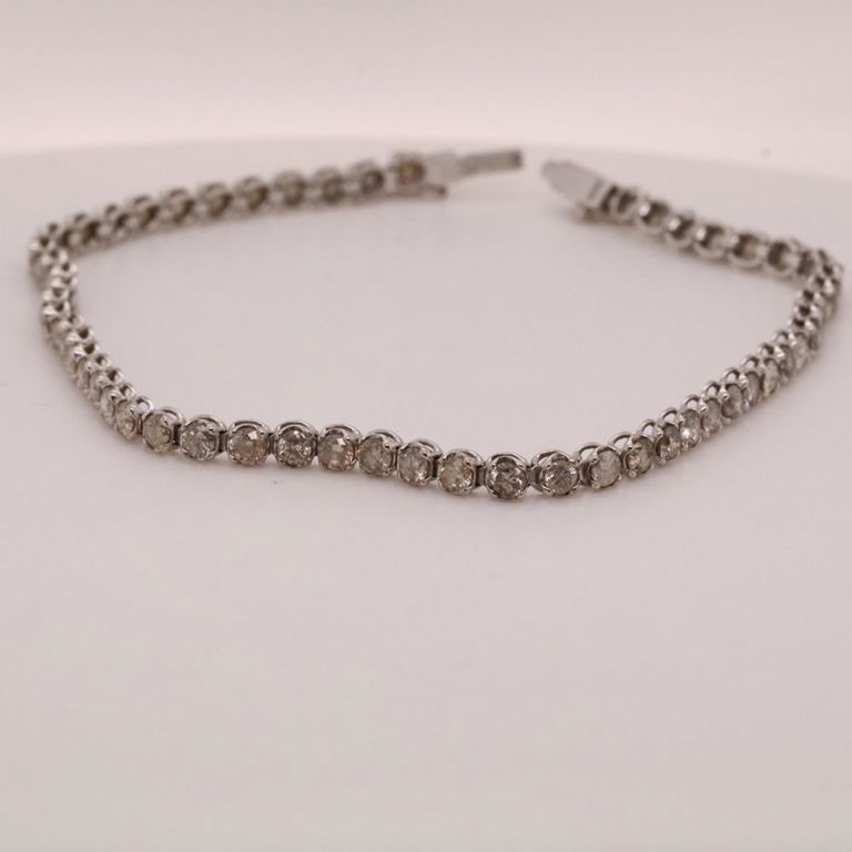 18k white gold diamond tennis bracelet