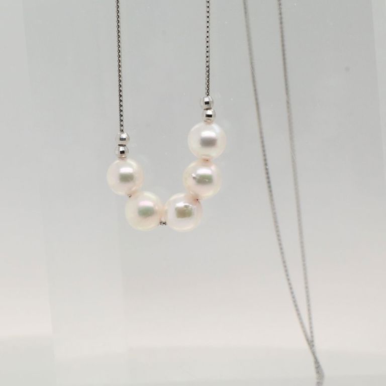 850 platinum pearl necklace