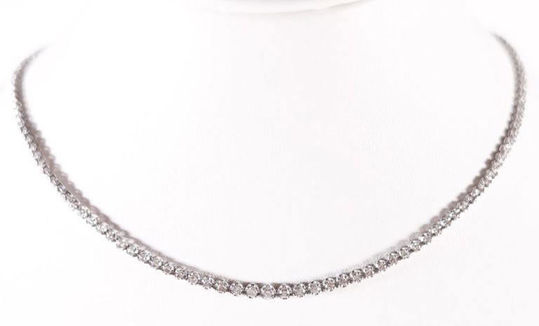 850 platinum tennis necklace with diamonds