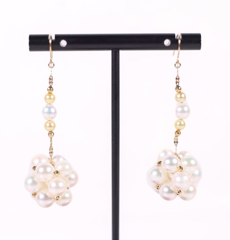 18k yellow gold pearl hook earrings