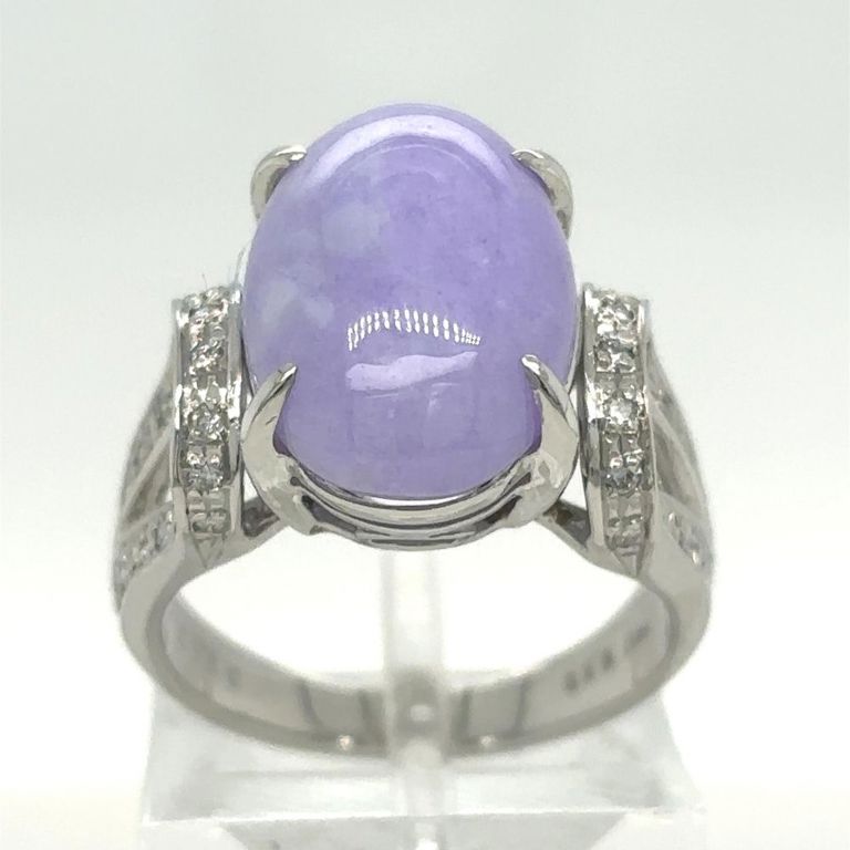 900 platinum lavender jade and diamond ring