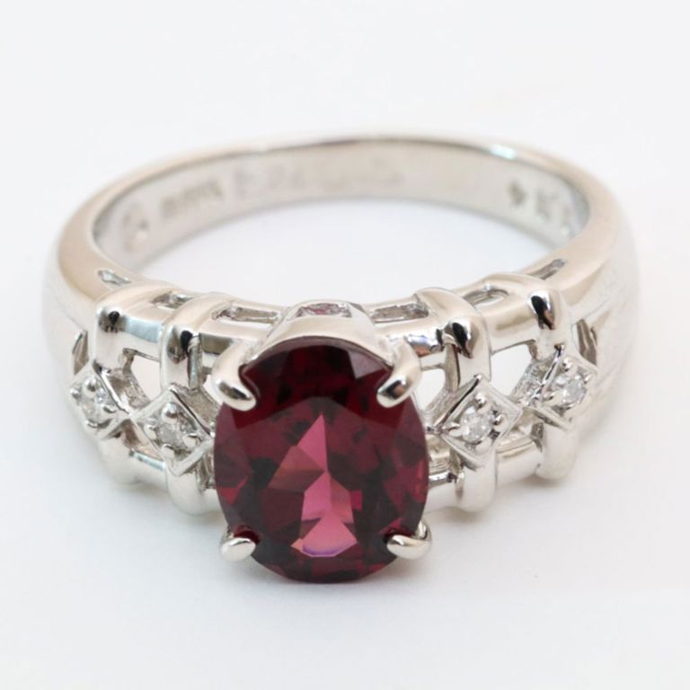 Art Deco 900 platinum garnet and diamond ring