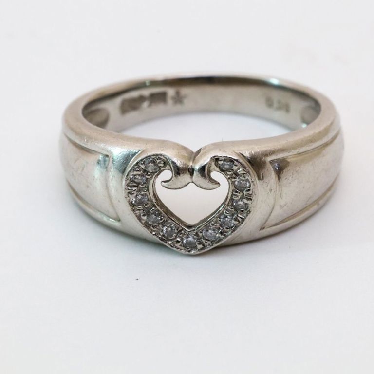 900 platinum diamond open heart ring