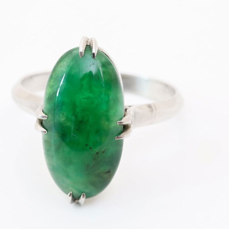850 platinum jade solitaire ring