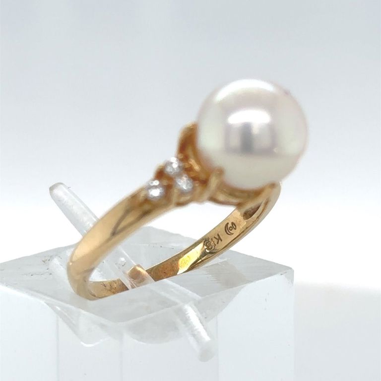 Tasaki 18k yellow gold pearl and diamond ring