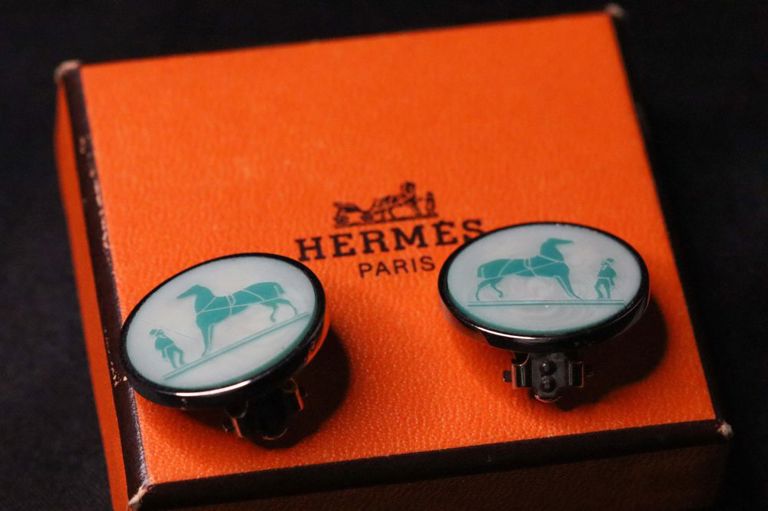 Hermes Corozo horse motif clip earrings