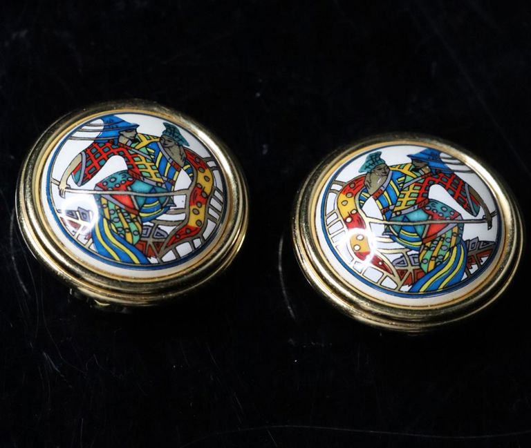 Hermes enamel gold plated round clip earrings