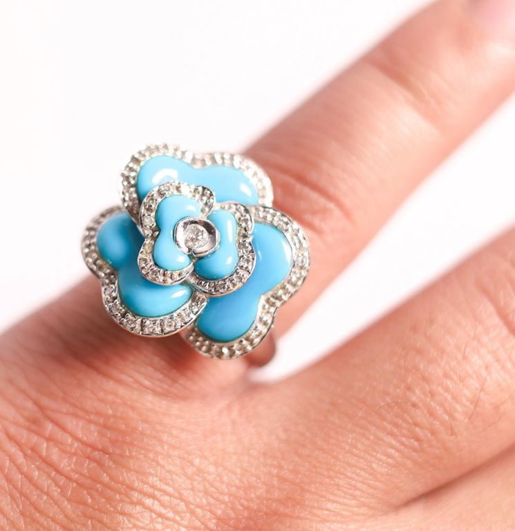 18k white gold turquoise and diamond floral ring