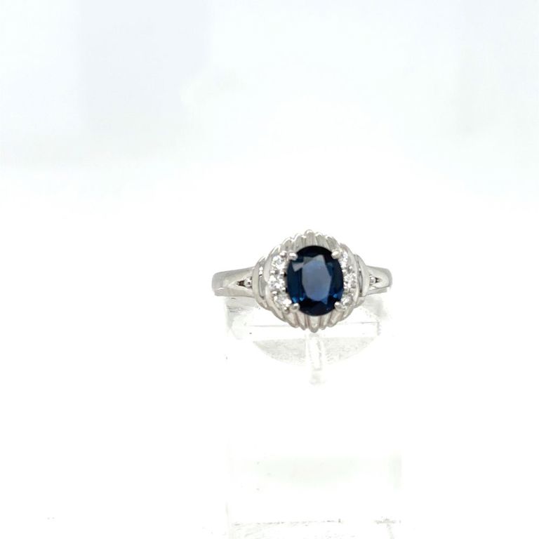 900 platinum sapphire and diamonds ring