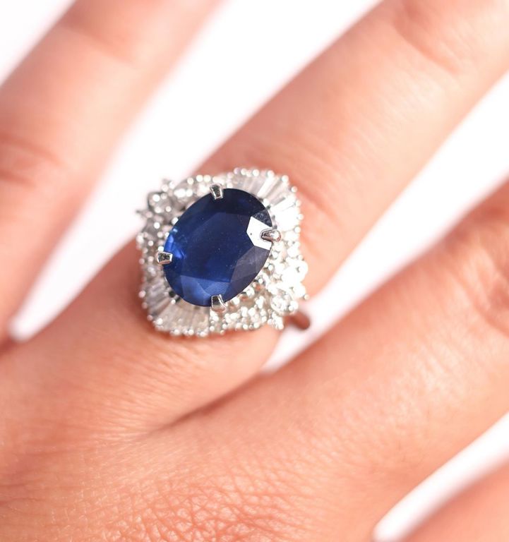 Platinum ring with sapphire and diamonds