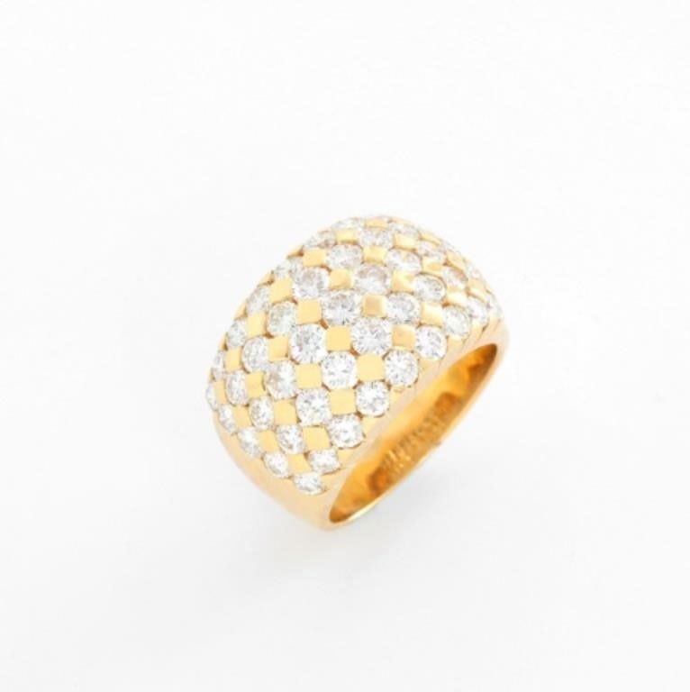 Beautiful 18K Yellow Gold and Diamond Dome Ring