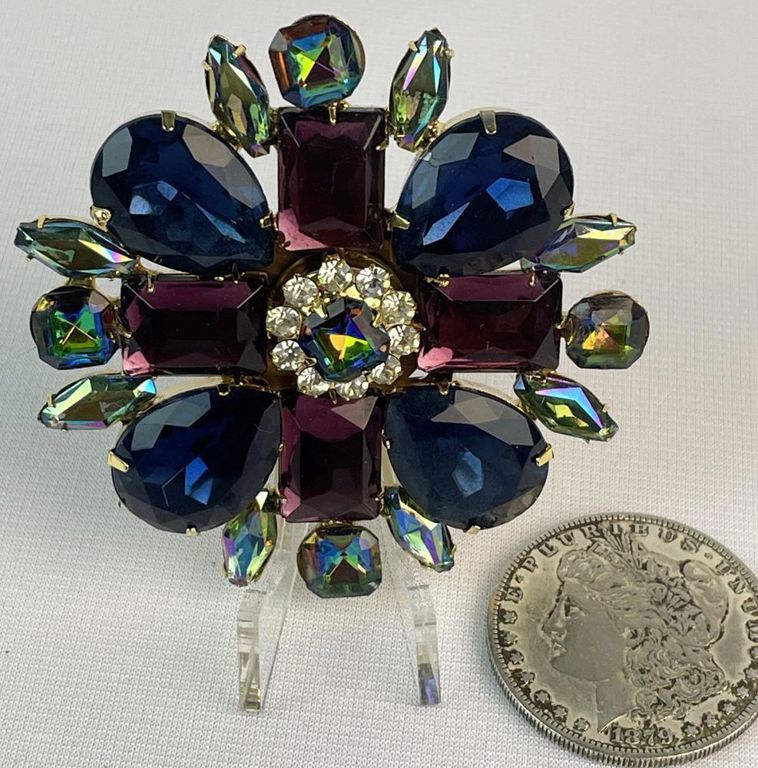 Vintage large glass faceted stone brooch