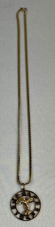 Vintage 14k yellow gold pisces zodiac pendant with serpentine necklace