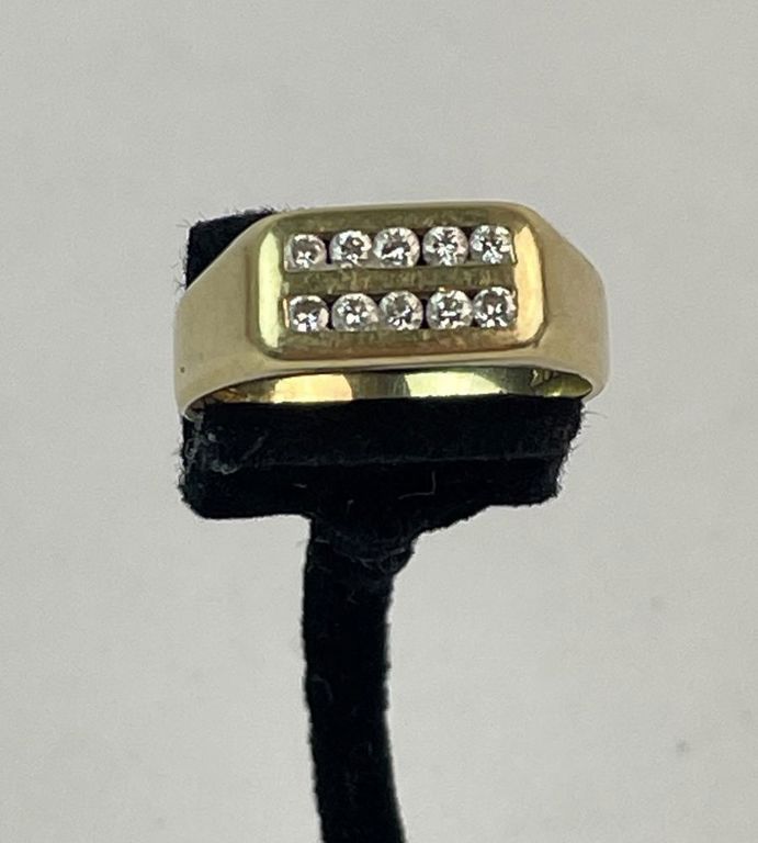 Vintage 14k yellow gold and diamond men's ring