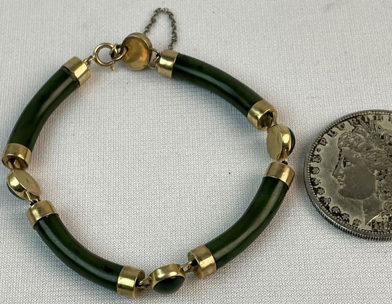Vintage 14k yellow gold and jade bracelet