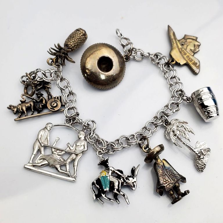 Vintage sterling silver charm bracelet