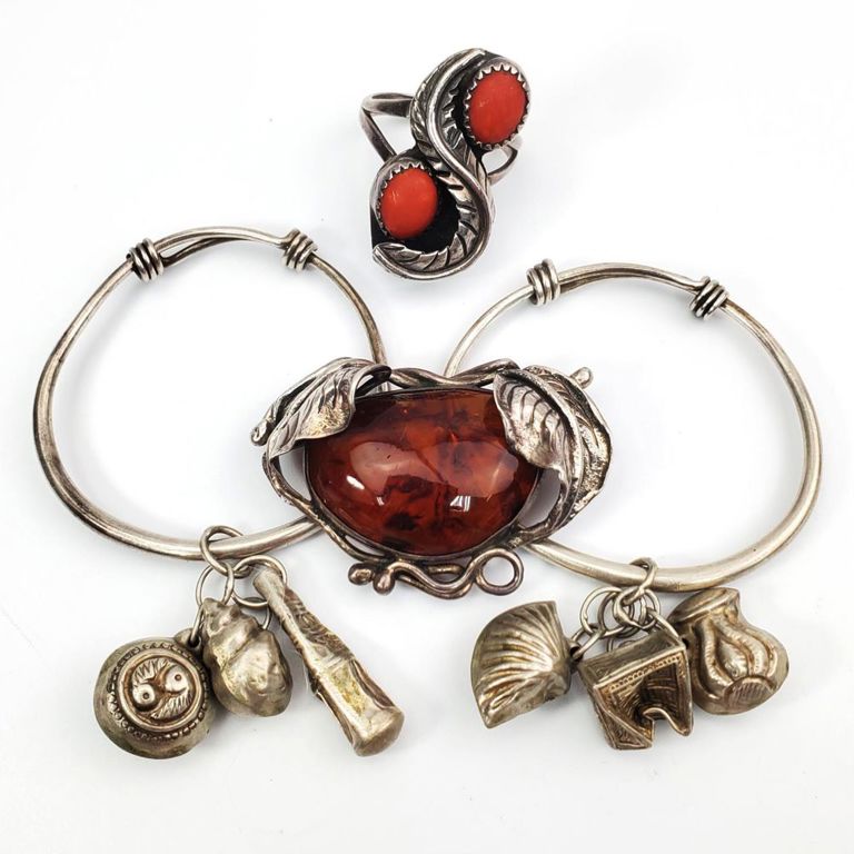 Lot of 4 vintage silver jewelry items with amber, coral