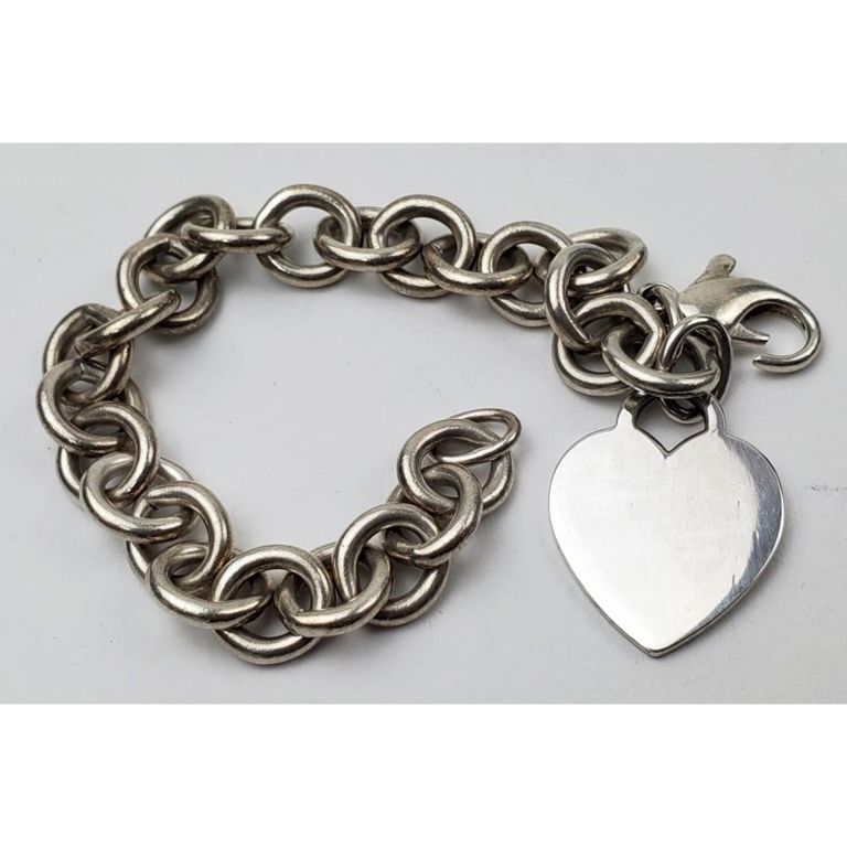 Tiffany & Co. sterling silver heart tag chain bracelet