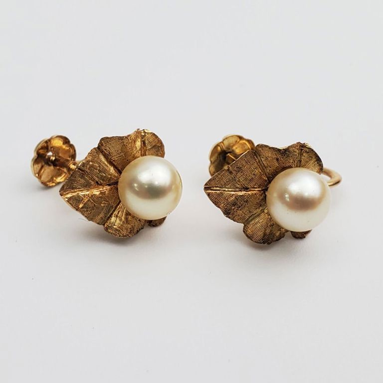 Vintage 14k gold and pearl earrings