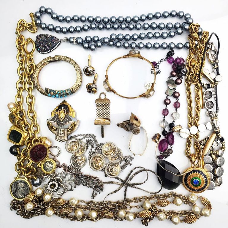 Bag lot of costume jewelry