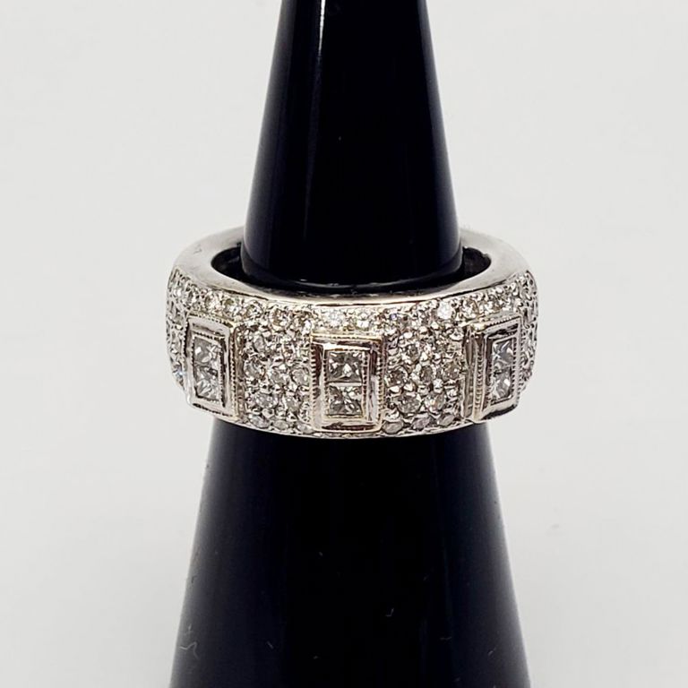 18k white gold and diamond heavy ring