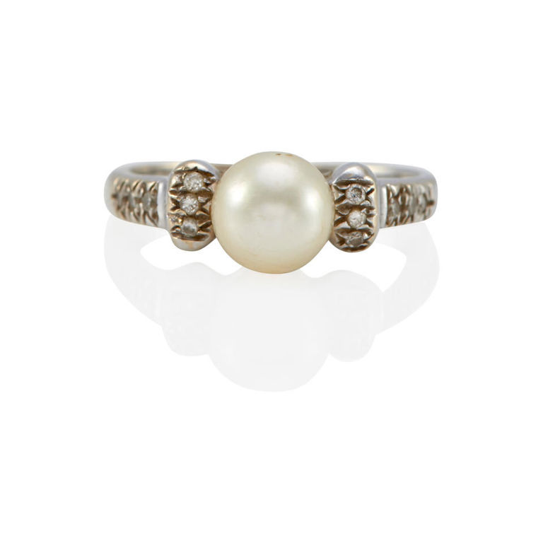 Craig Drake: 18k gold, pearl and diamond ring