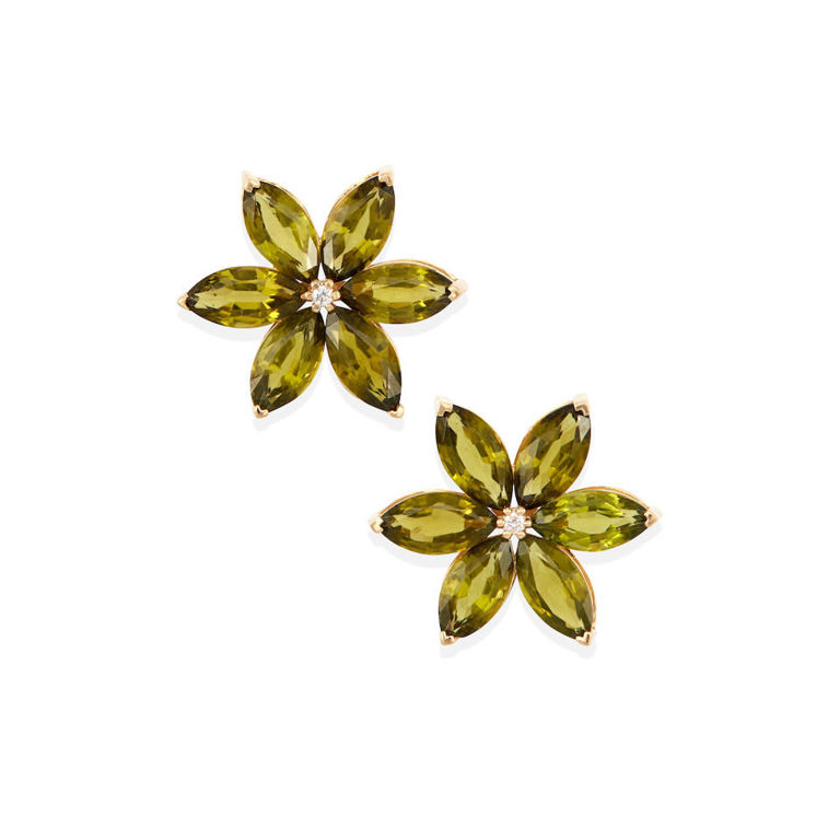 18k gold, peridot and diamond flower earrings