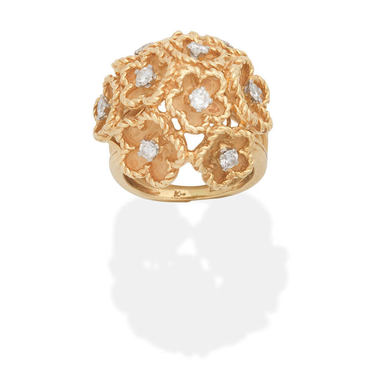 Kutchinsky: Diamond-set flower ring