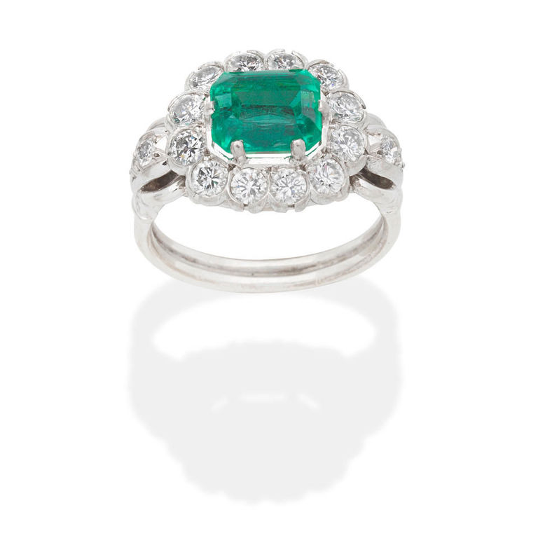 14k white gold emerald and diamond ring