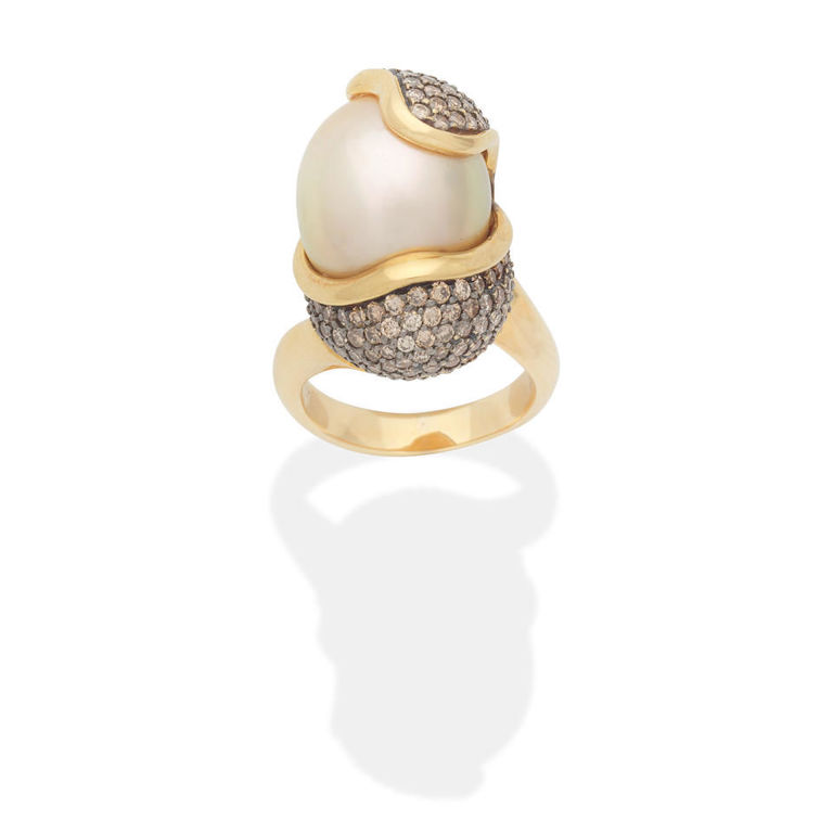 Cultured pearl and colored diamond ring