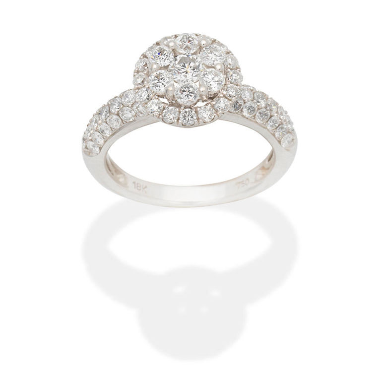 Diamond cluster ring