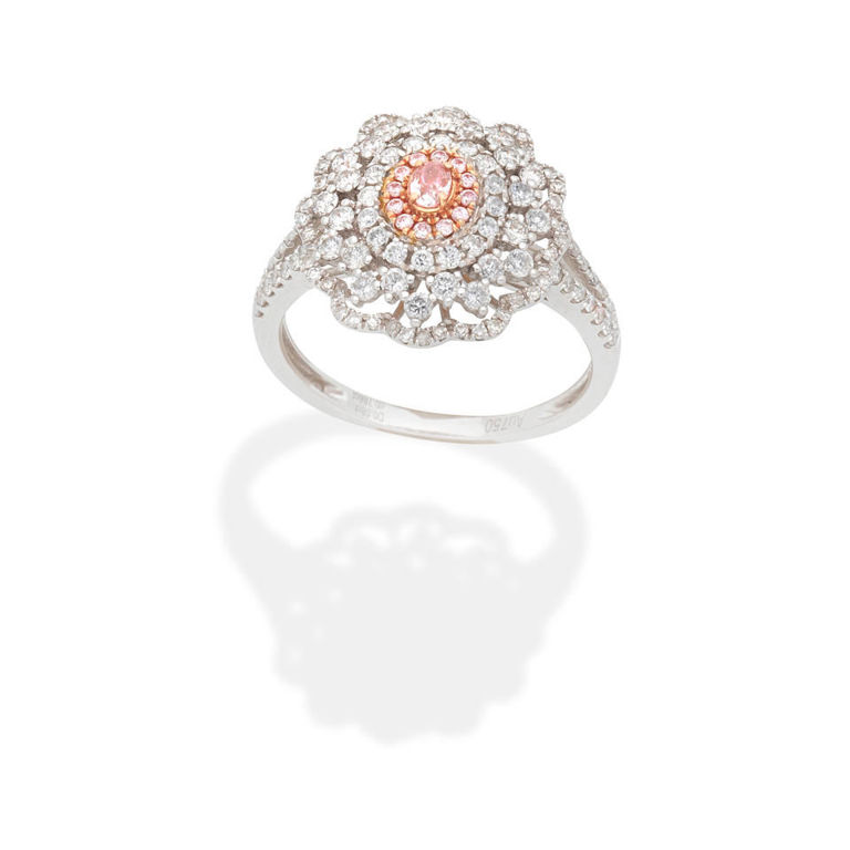 Diamond cluster ring