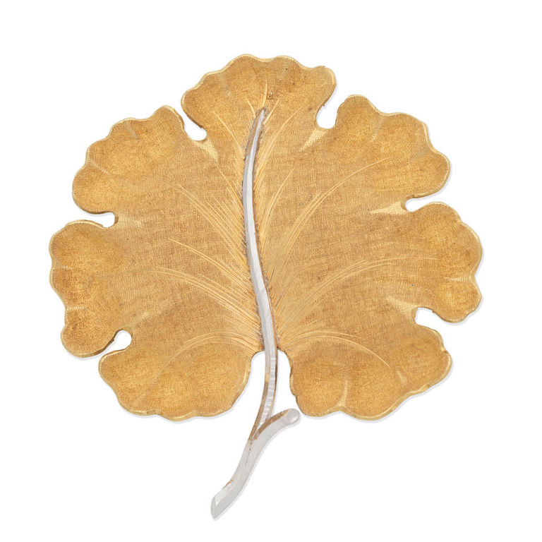 Leaf brooch
