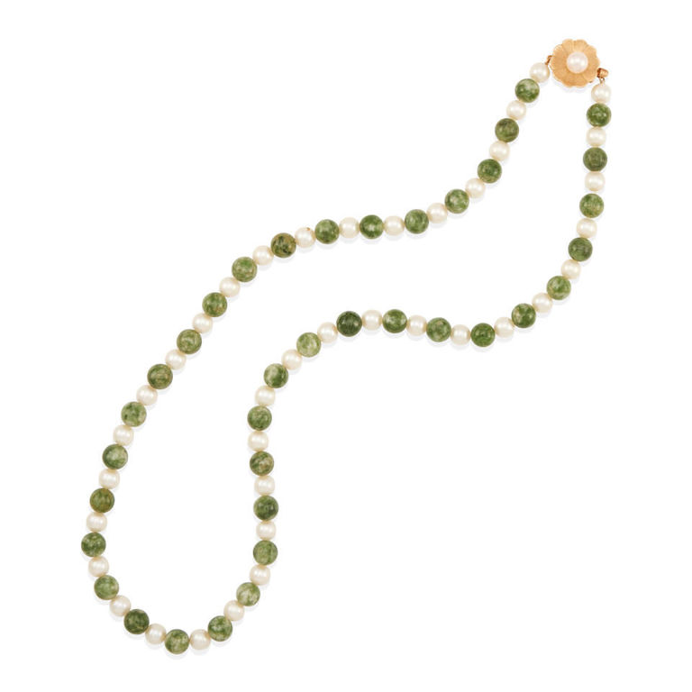14k gold, nephrite and pearl beaded necklace
