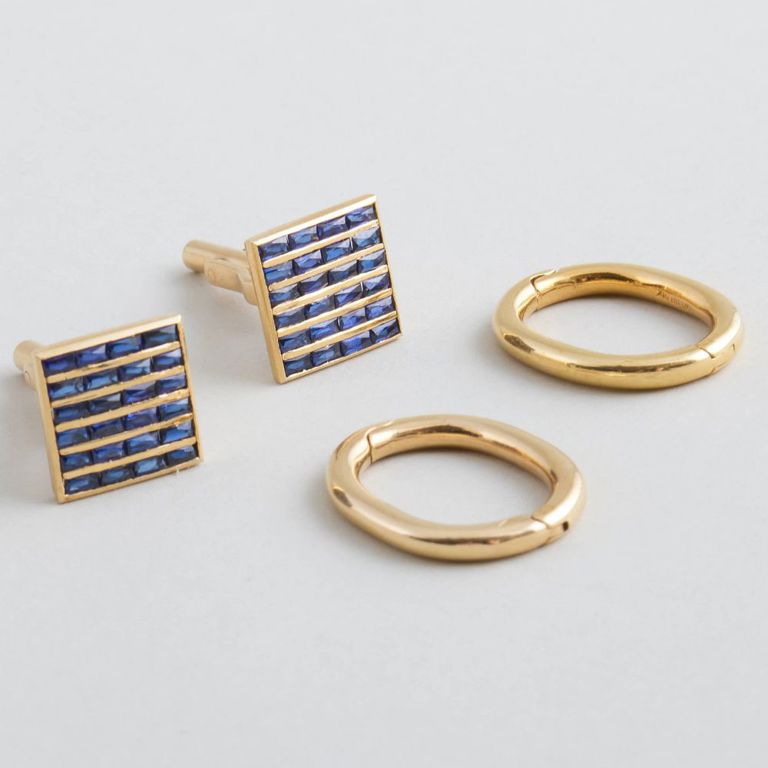 Two pairs of gold cufflinks