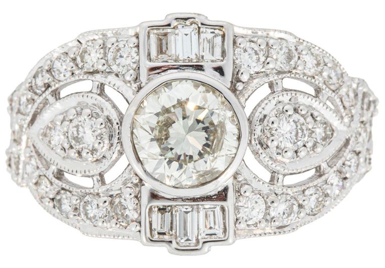 18k white gold diamond ring