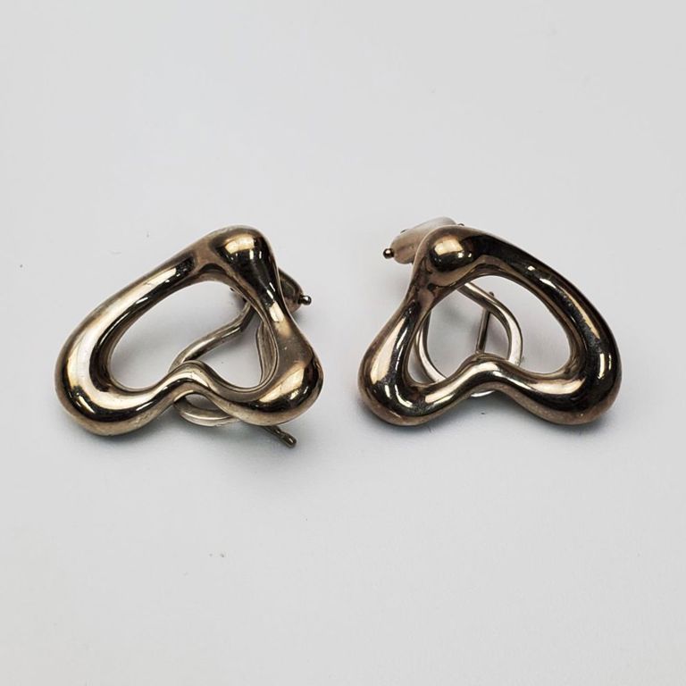 Tiffany & Co, Elsa Peretti open heart earrings