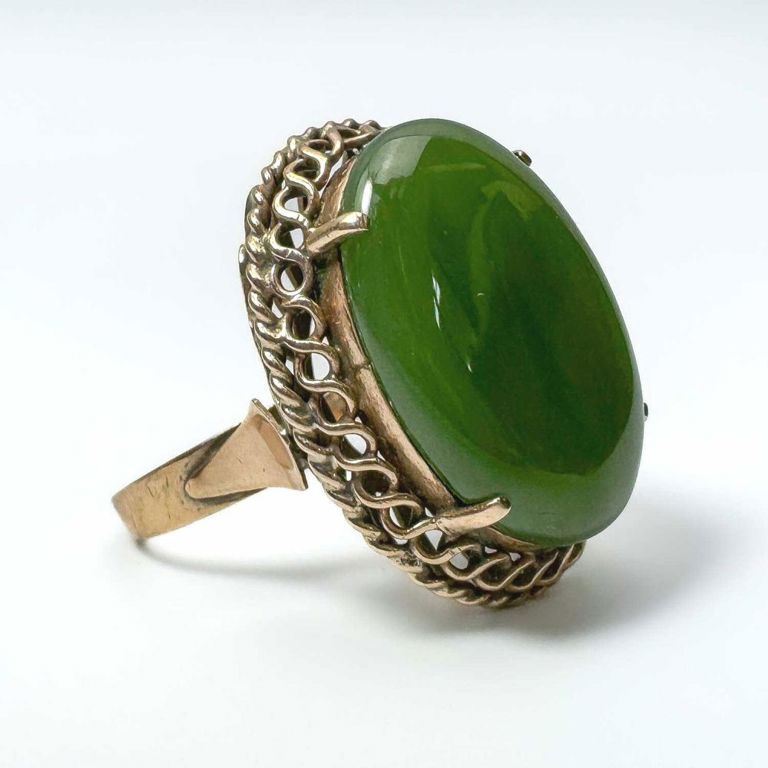 Large 14k gold and jade ring
