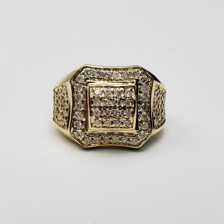 10k gold ring with diamonds