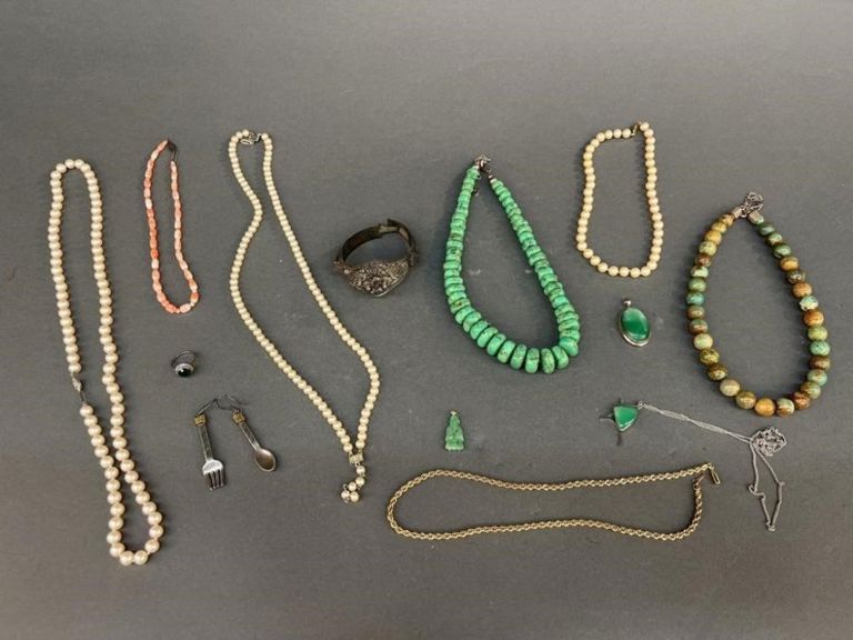 13 Jewelry pieces