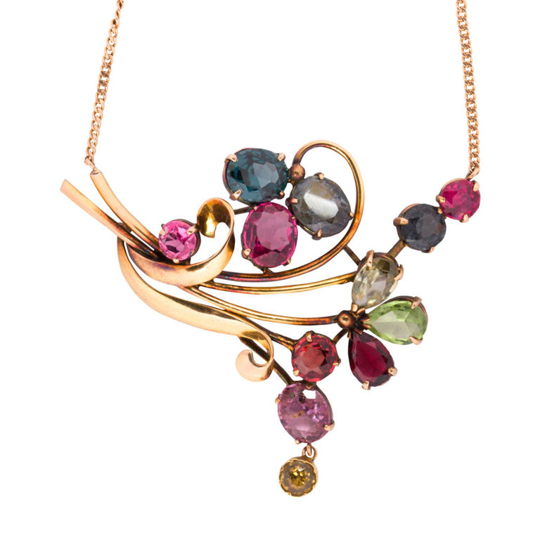 18k gold pendant necklace with spinel
